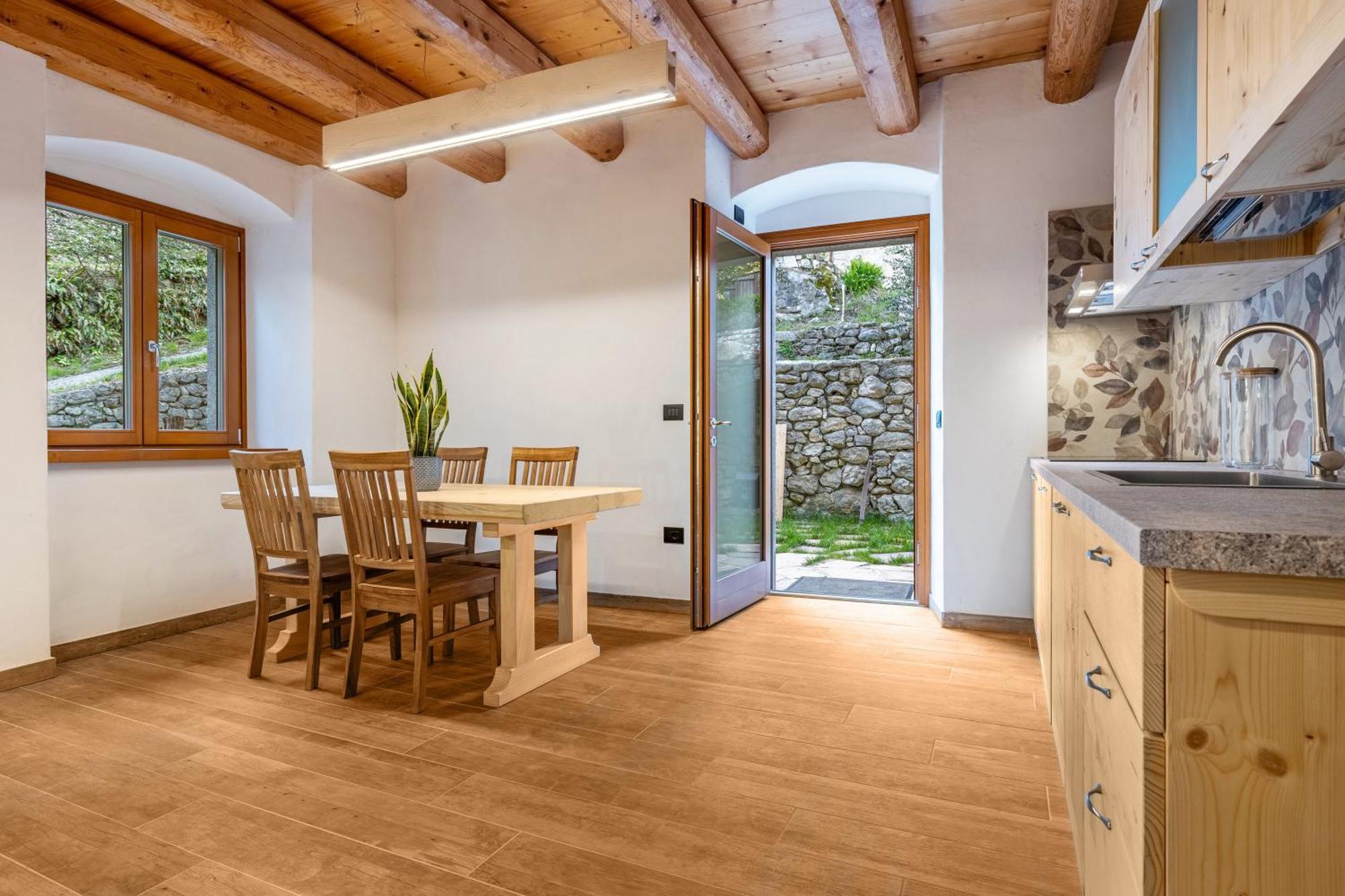 Апартаменты Casa Al Mulino 2 Тенно Экстерьер фото